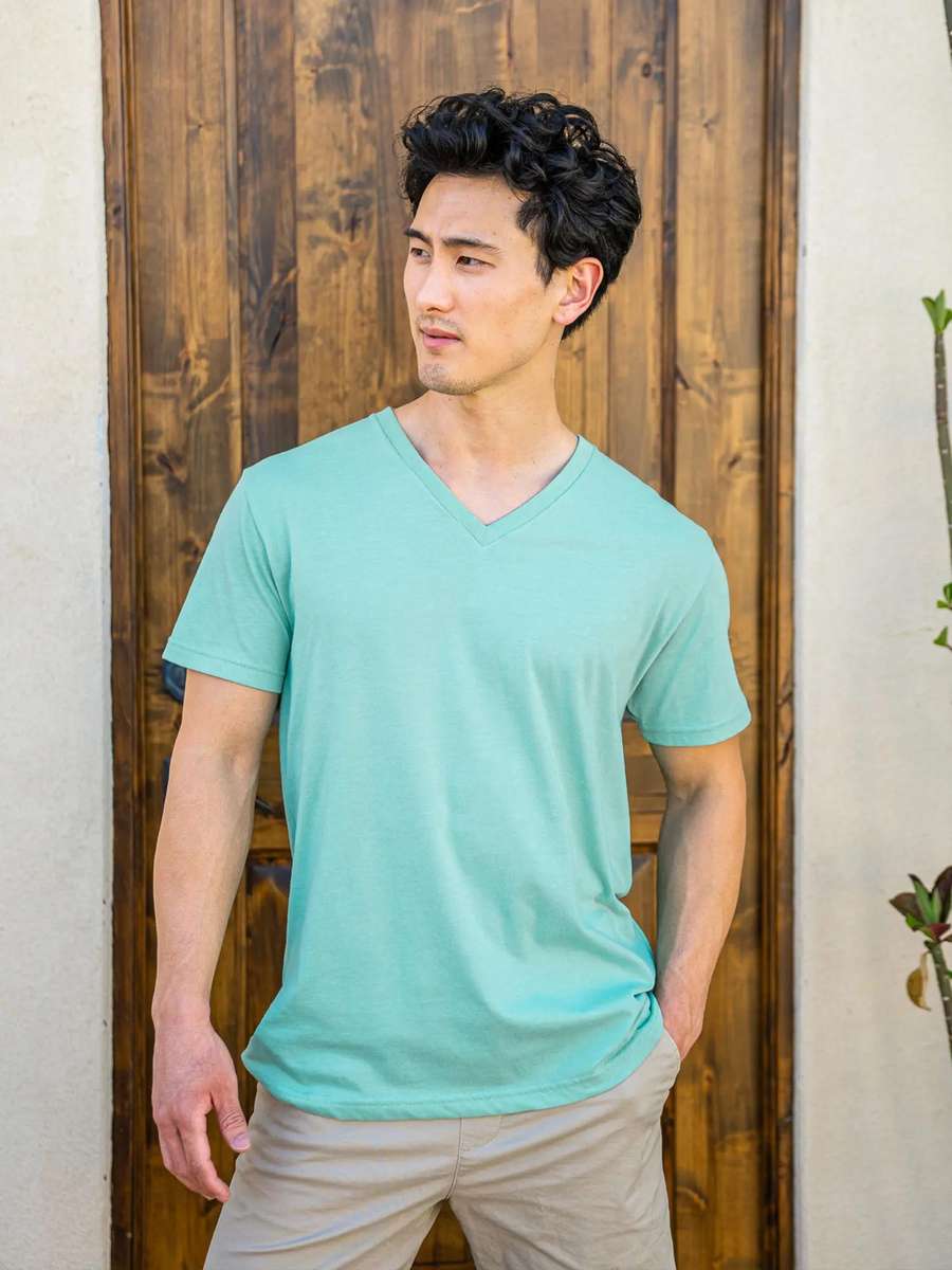 Neomint V-Neck | Fresh Clean Threads